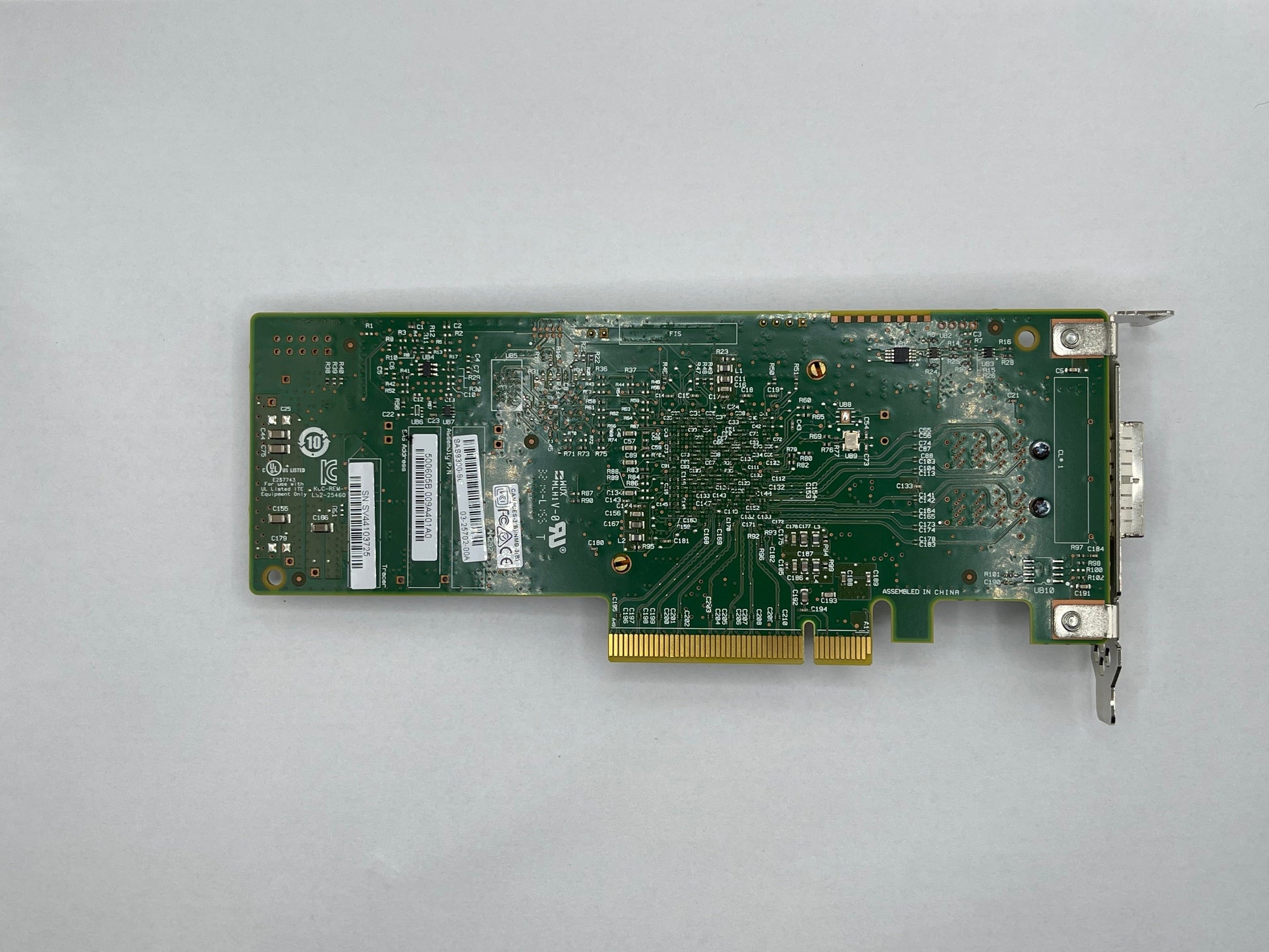 Fujitsu LSI9300-8E HBA - Low Profile - PSAS CP400E