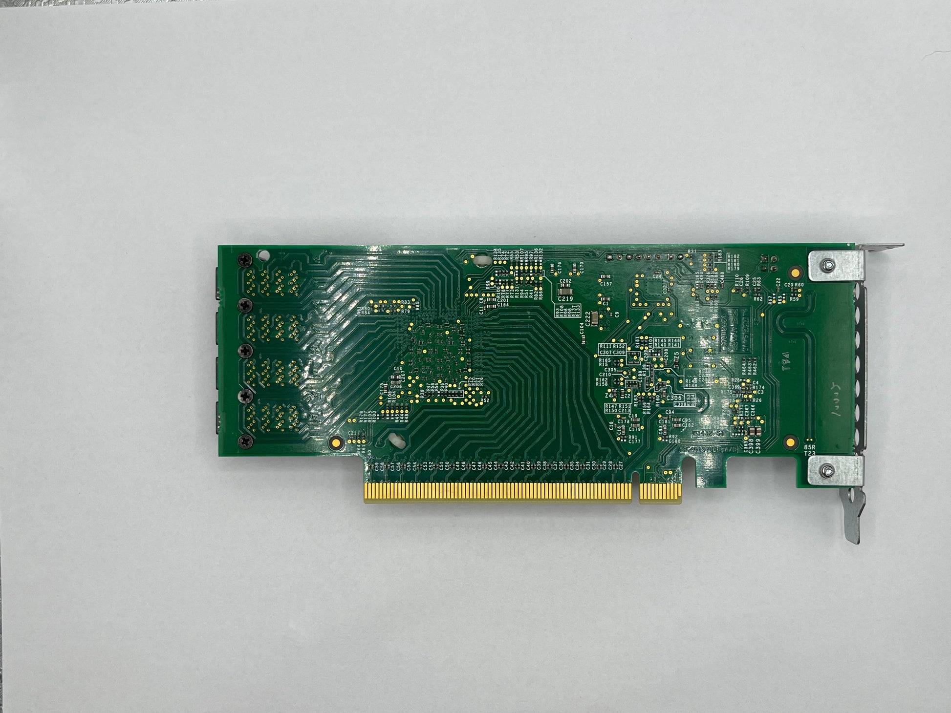 Fujitsu RAID Controller NVME SSD Card D3262-A10 GS1 A3C40157846 PCIe x16 Quad-Port 12G Mini SAS HD SFF-8643