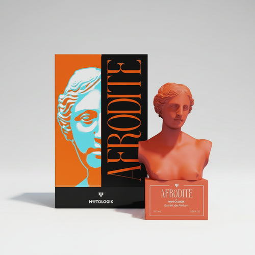 Entdecken Sie Afrodite von MΨTOLOGIK. Ein exklusives Extrait de Parfum für Damen mit 30% Essenzanteil. Die sinnliche Komposition aus Cacao Butter, Kirsche und Vanille bietet ein langanhaltendes Dufterlebnis in der 100 ml Flasche. Jetzt den göttlichen Nischenduft erleben.