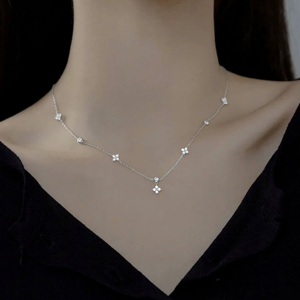 Kette mit Anhänger aus 925er Sterling-Silber, vierblättrige Blume, 45cm