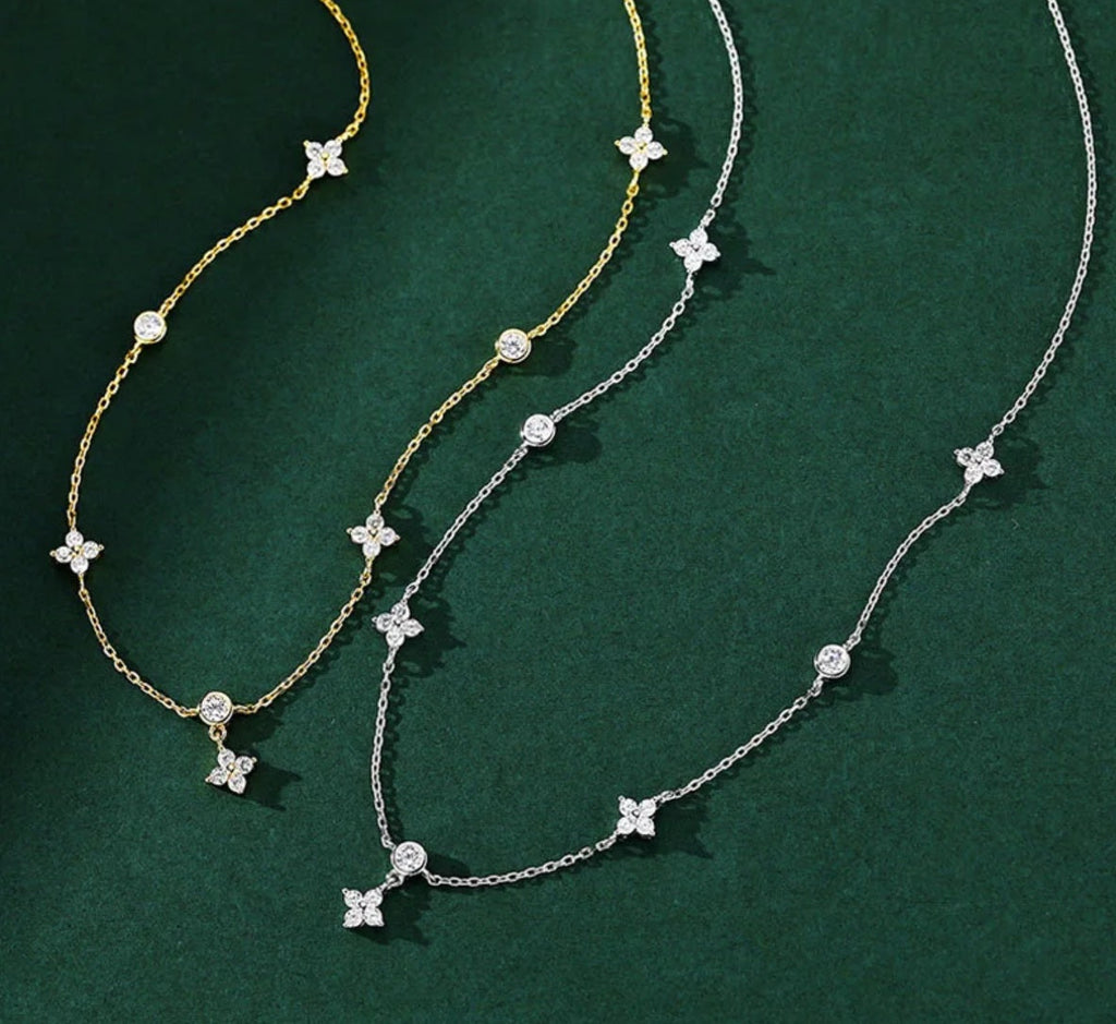 Kette mit Anhänger aus 925er Sterling-Silber, vierblättrige Blume, 45cm